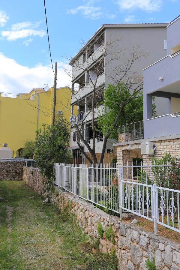 Apartment Nemira 17039A Tice Esterno foto